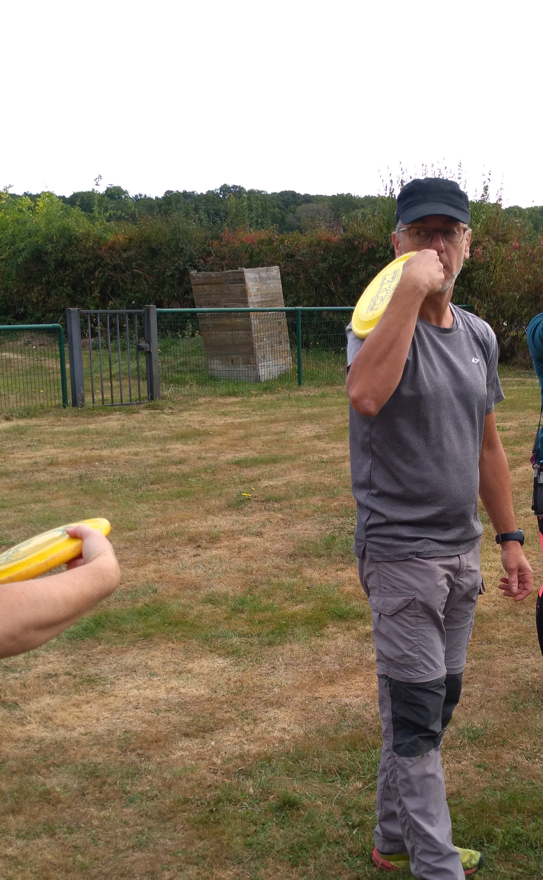 FRISBEE enroulé de bras